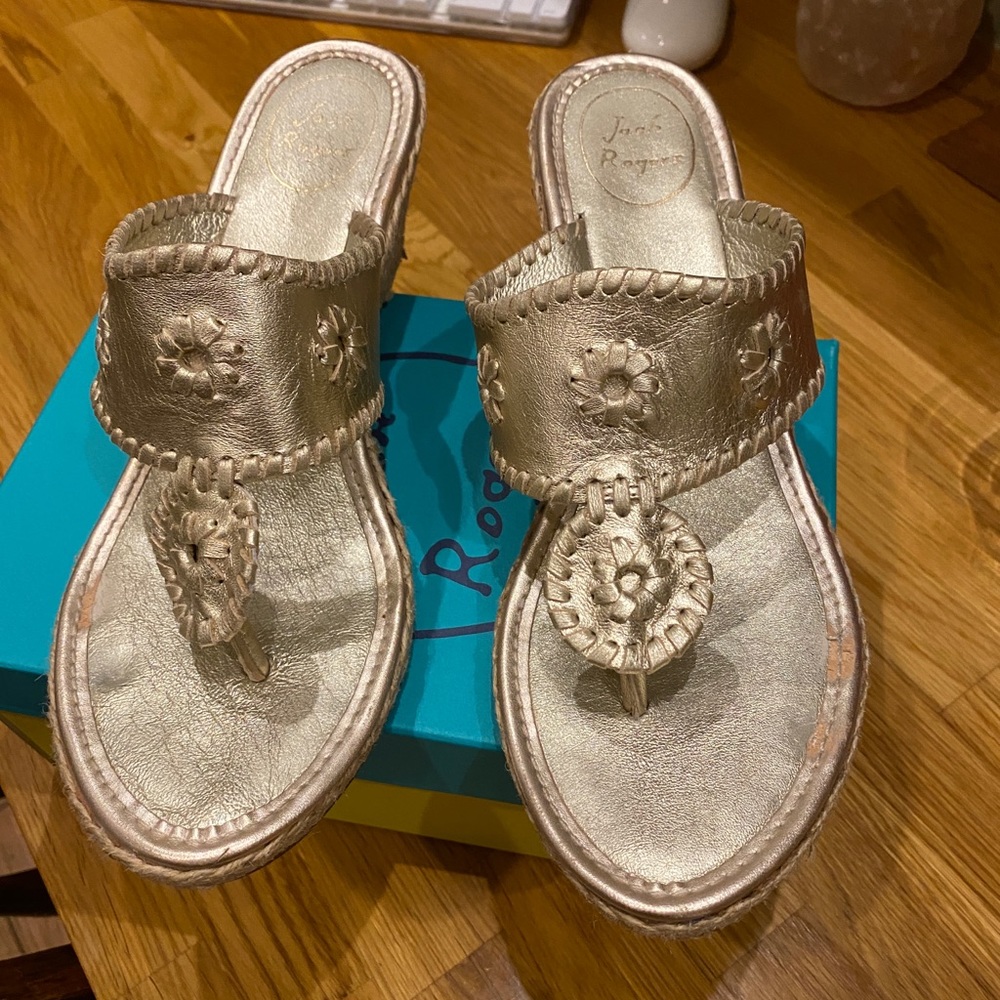 Jack Rodgers platinum sandals 9.5